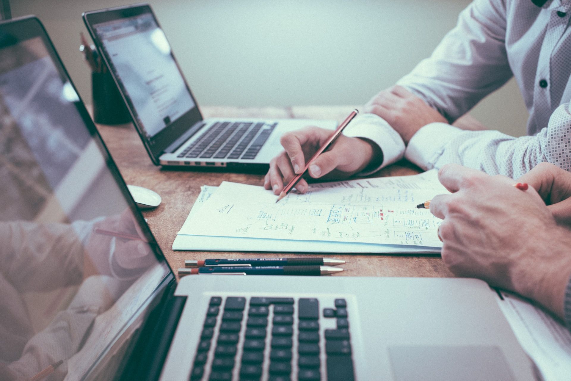8 Key Moves To Step Up Your Game When Business Is Slow