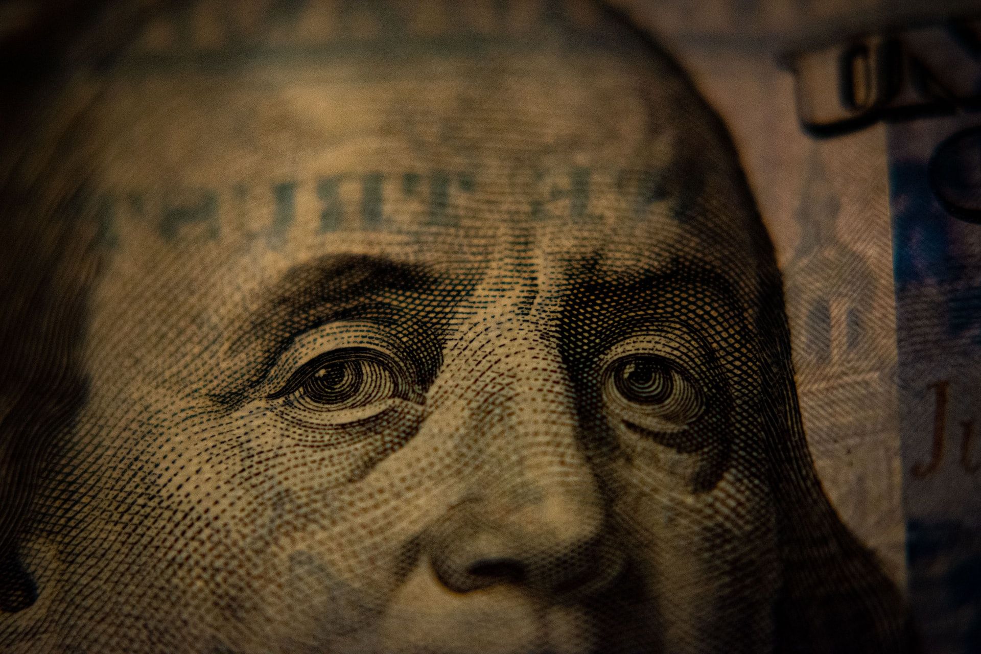 The Right Way To Choose A Bank For Your Small Business
